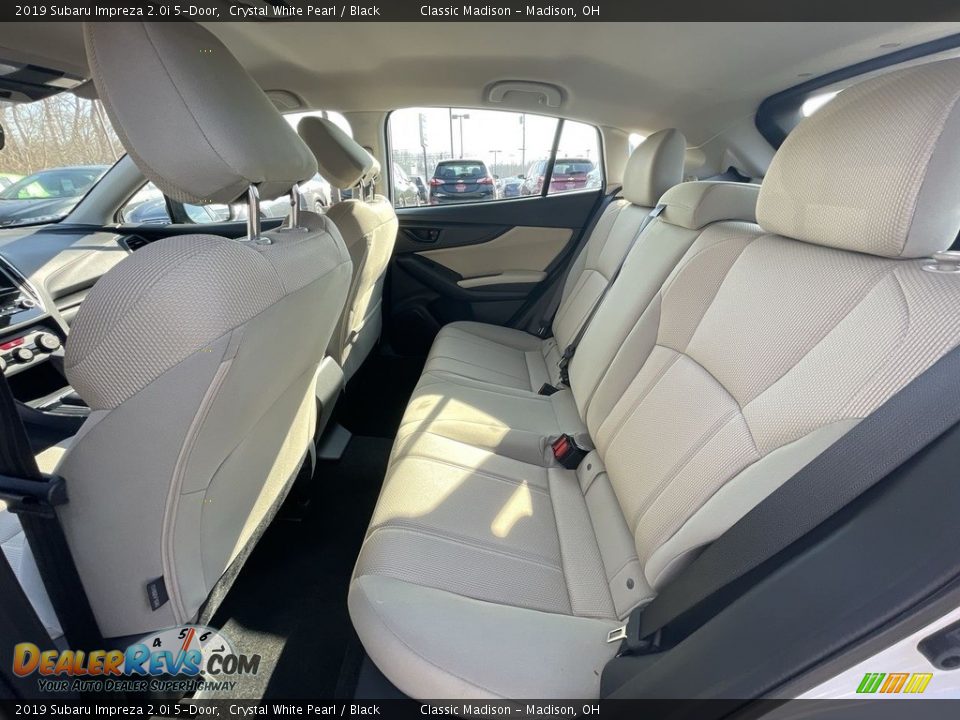 2019 Subaru Impreza 2.0i 5-Door Crystal White Pearl / Black Photo #16