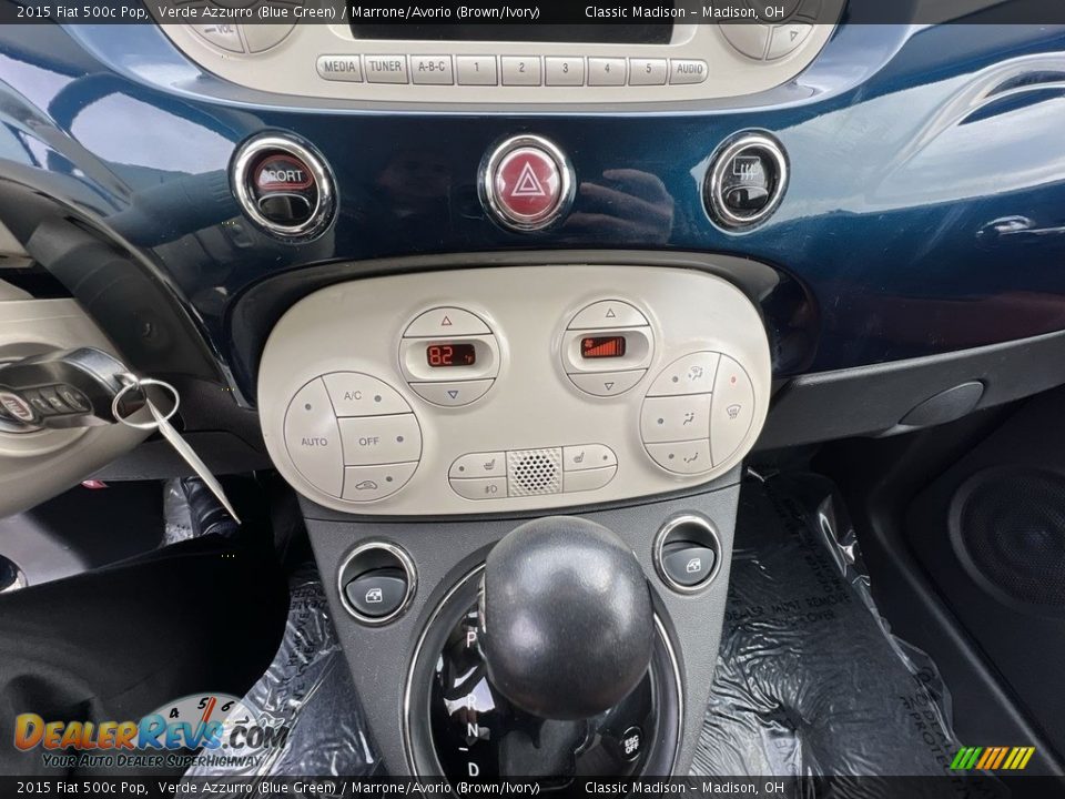 Controls of 2015 Fiat 500c Pop Photo #13