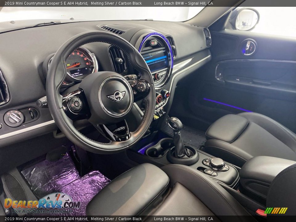 Dashboard of 2019 Mini Countryman Cooper S E All4 Hybrid Photo #15