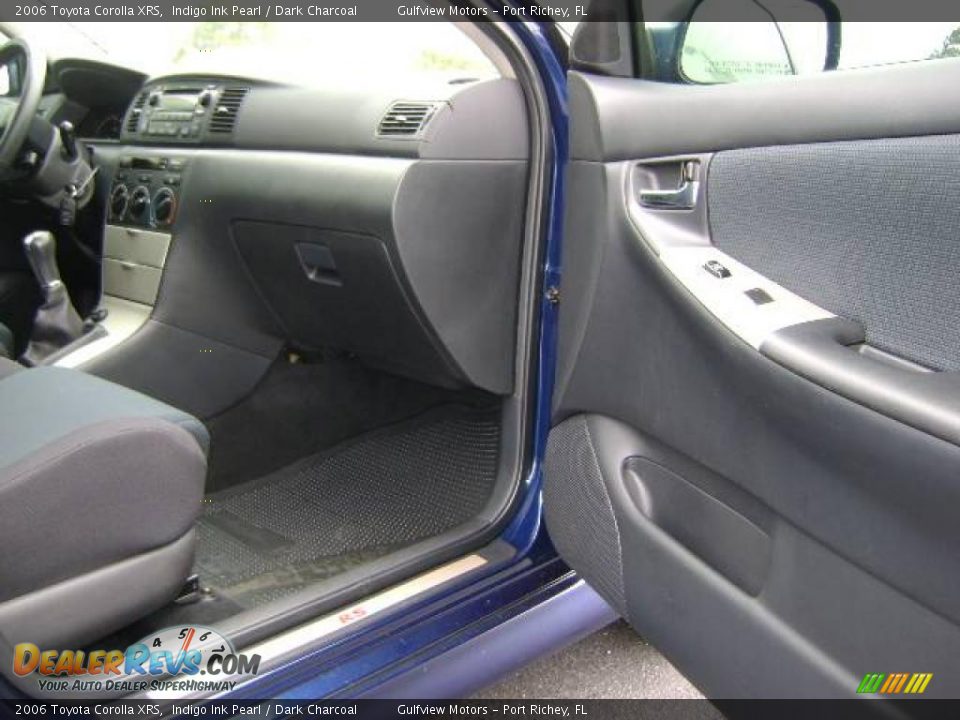 2006 Toyota Corolla XRS Indigo Ink Pearl / Dark Charcoal Photo #15