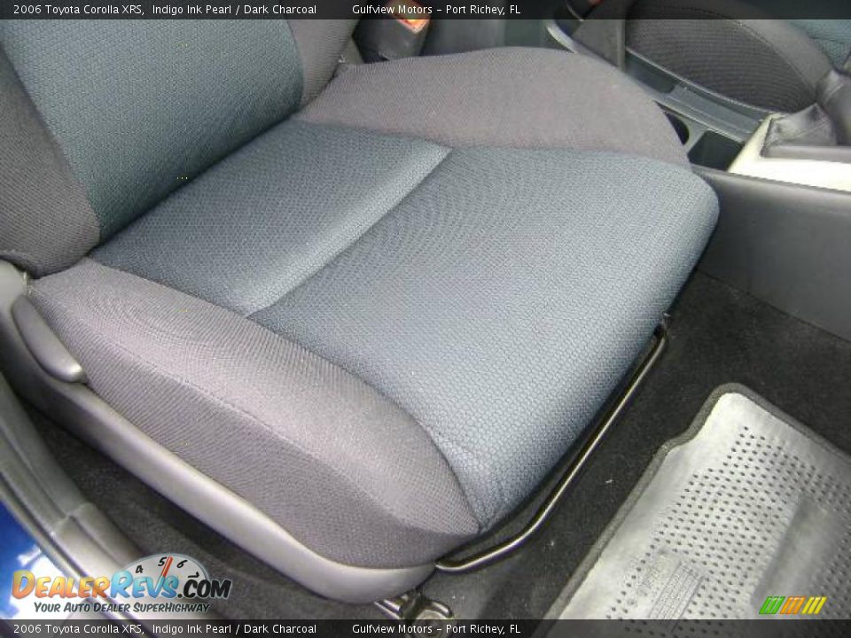 2006 Toyota Corolla XRS Indigo Ink Pearl / Dark Charcoal Photo #16
