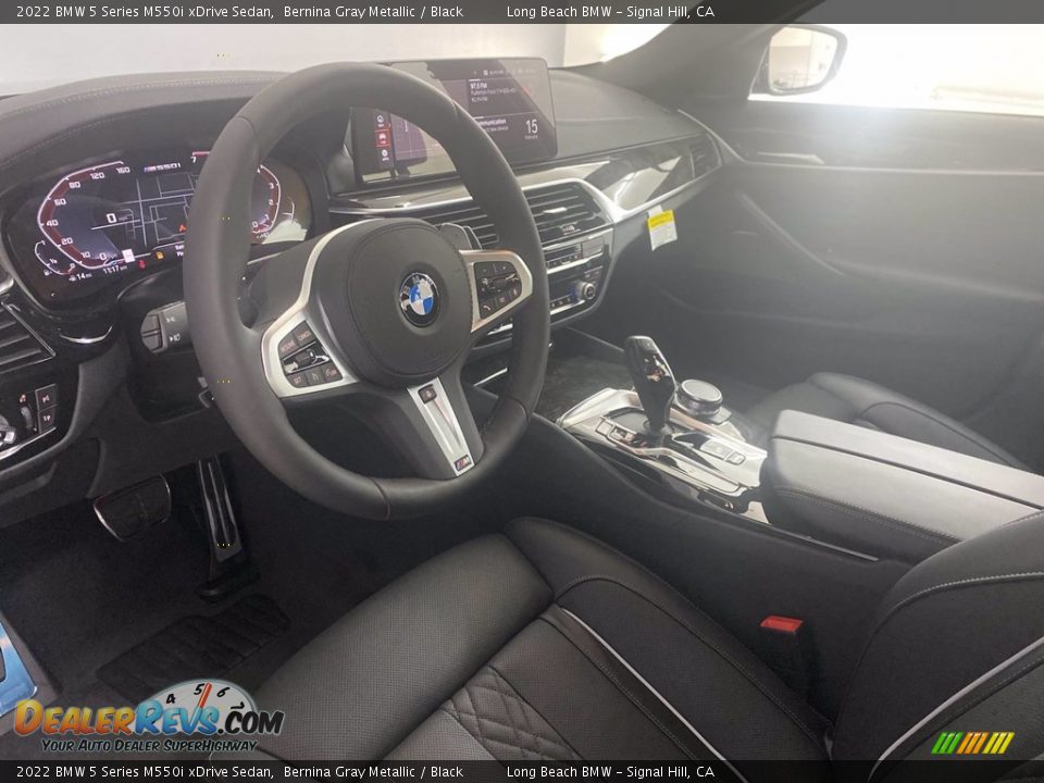 2022 BMW 5 Series M550i xDrive Sedan Bernina Gray Metallic / Black Photo #12