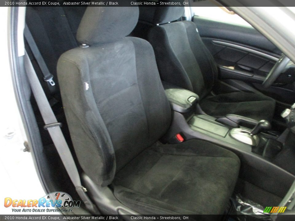 2010 Honda Accord EX Coupe Alabaster Silver Metallic / Black Photo #18