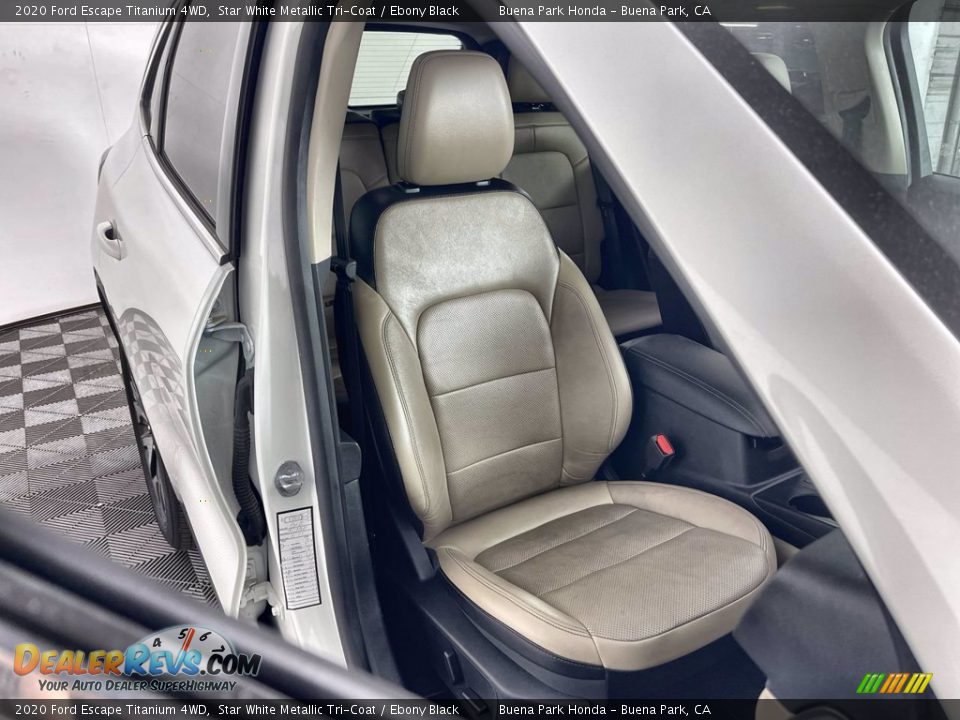 2020 Ford Escape Titanium 4WD Star White Metallic Tri-Coat / Ebony Black Photo #28