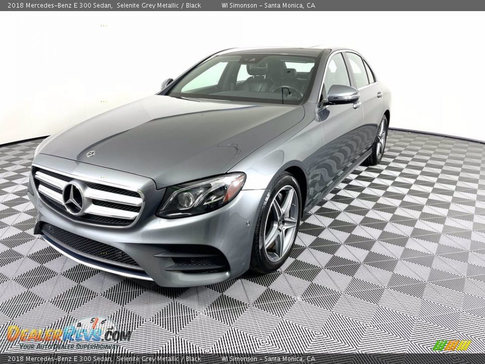 2018 Mercedes-Benz E 300 Sedan Selenite Grey Metallic / Black Photo #3