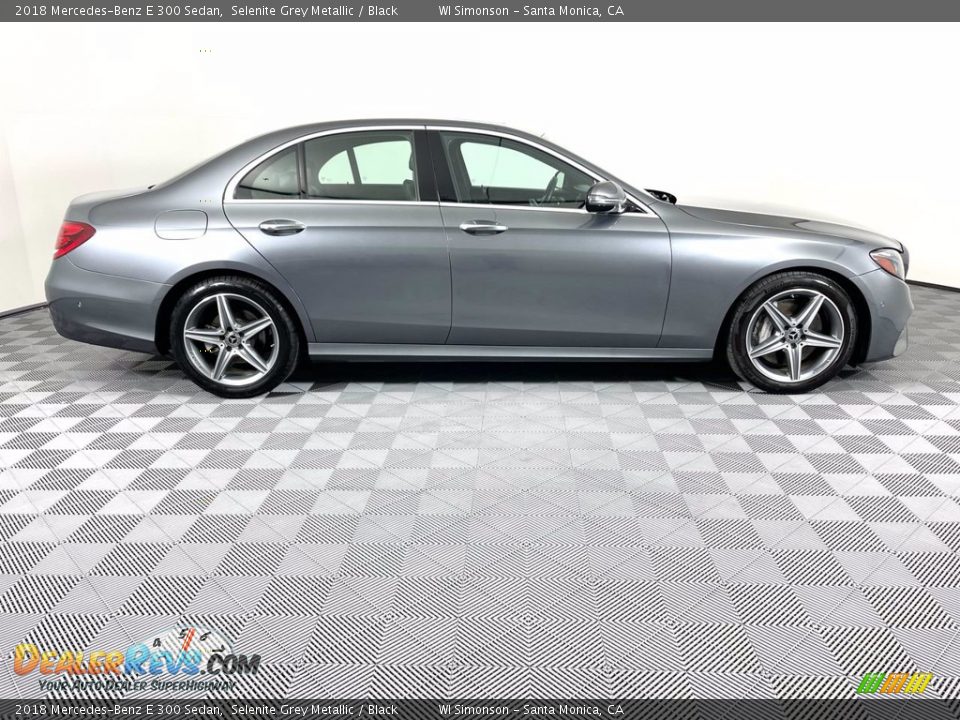 2018 Mercedes-Benz E 300 Sedan Selenite Grey Metallic / Black Photo #8