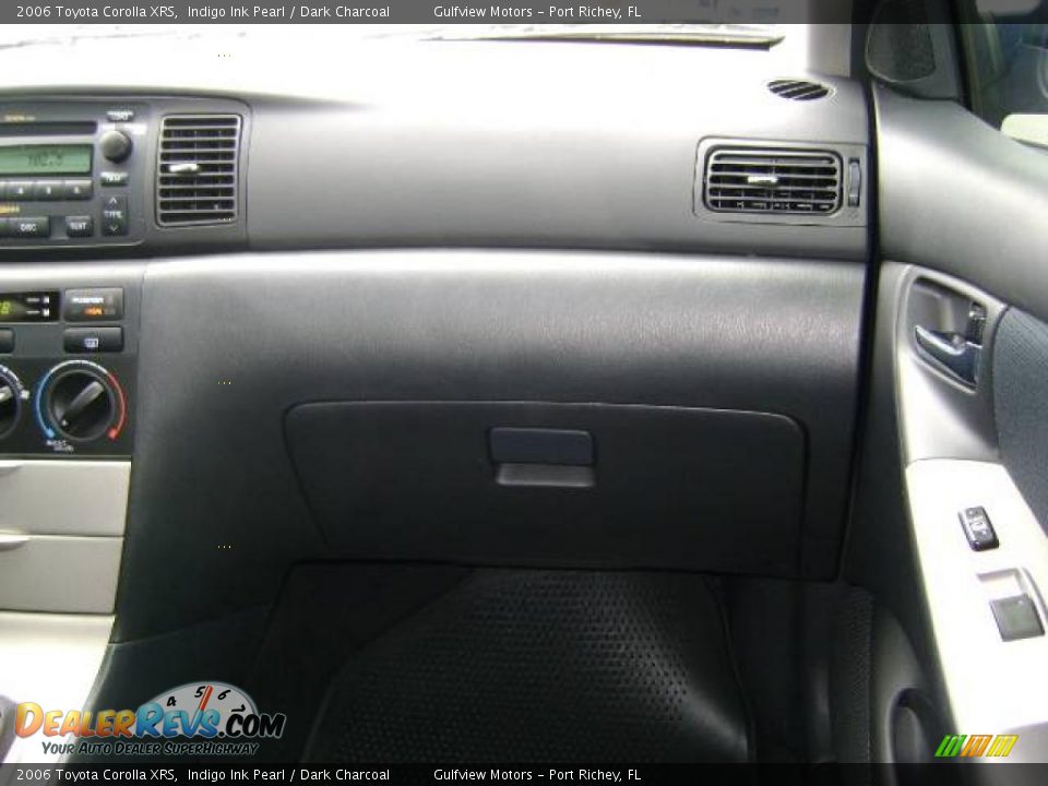 2006 Toyota Corolla XRS Indigo Ink Pearl / Dark Charcoal Photo #25