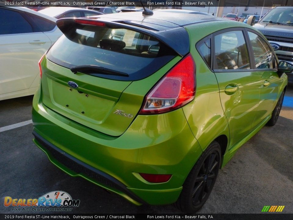 2019 Ford Fiesta ST-Line Hatchback Outrageous Green / Charcoal Black Photo #2