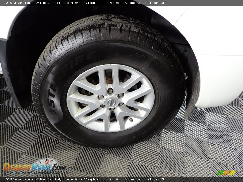 2018 Nissan Frontier SV King Cab 4x4 Glacier White / Graphite Photo #32