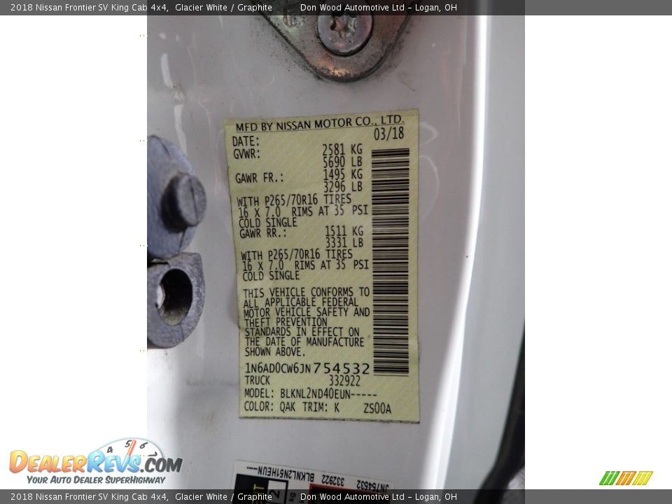 2018 Nissan Frontier SV King Cab 4x4 Glacier White / Graphite Photo #34