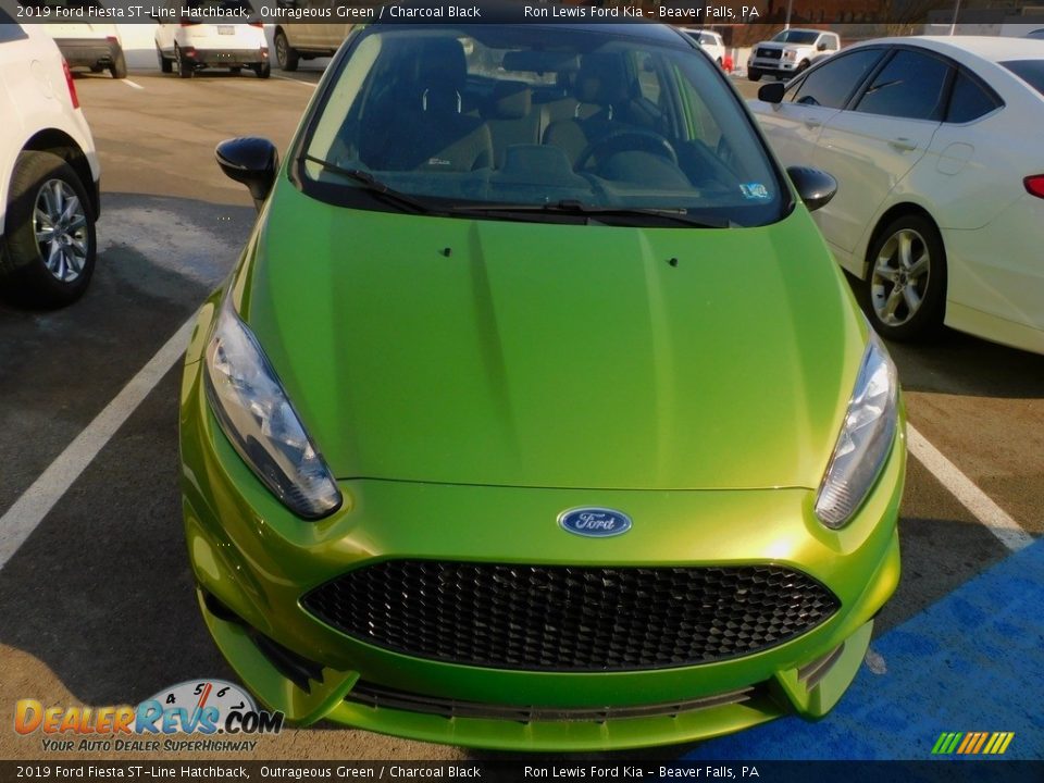 2019 Ford Fiesta ST-Line Hatchback Outrageous Green / Charcoal Black Photo #5