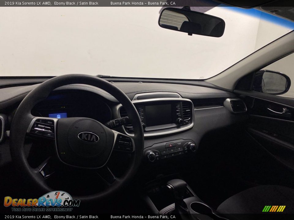 2019 Kia Sorento LX AWD Ebony Black / Satin Black Photo #20