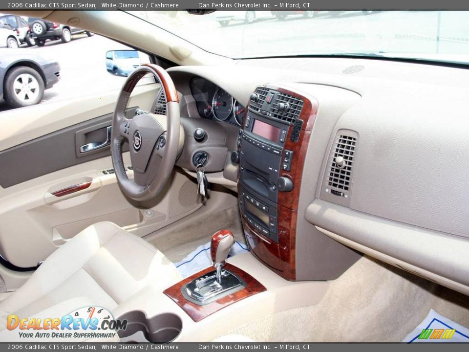 2006 Cadillac CTS Sport Sedan White Diamond / Cashmere Photo #10