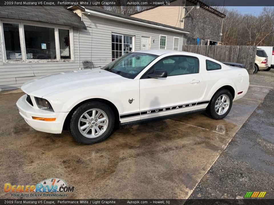 2009 Ford Mustang V6 Coupe Performance White / Light Graphite Photo #3