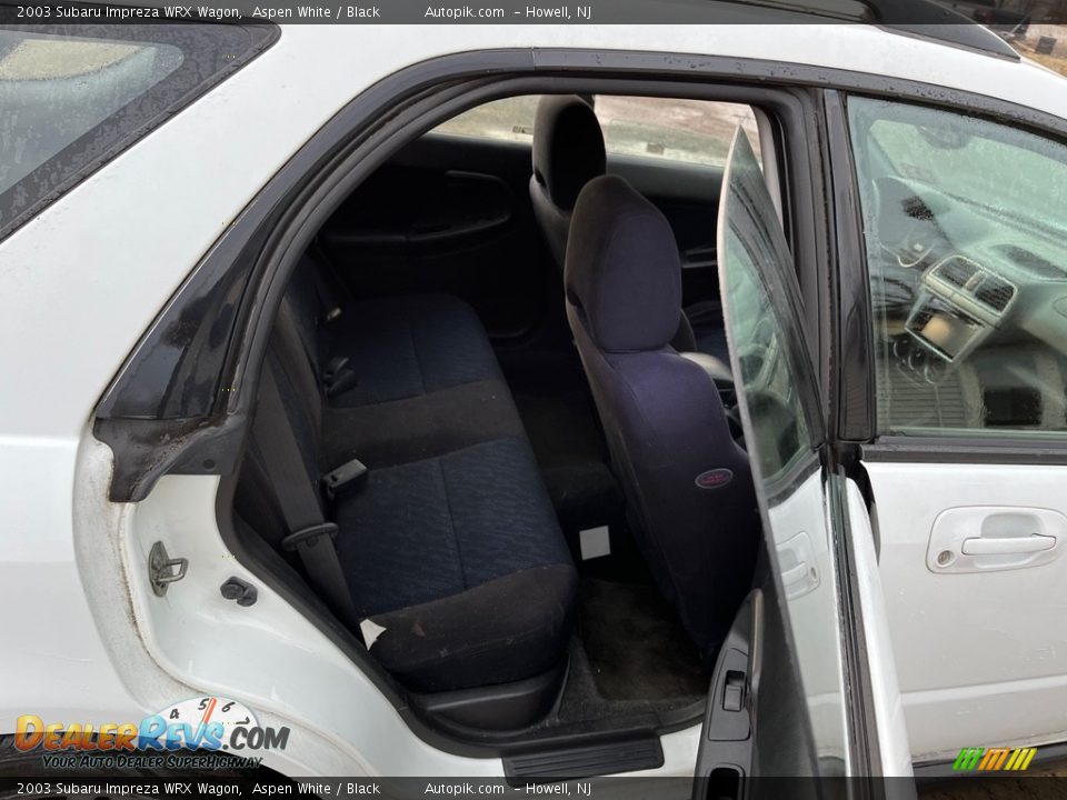 2003 Subaru Impreza WRX Wagon Aspen White / Black Photo #16