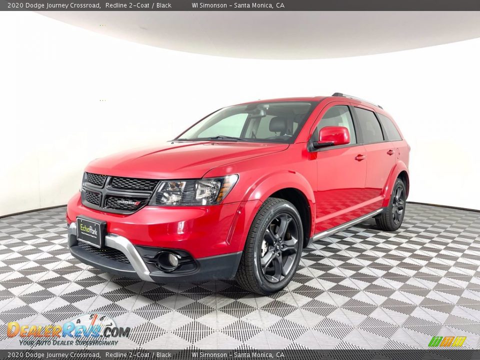 Front 3/4 View of 2020 Dodge Journey Crossroad Photo #3