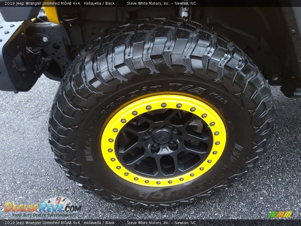 2019 Jeep Wrangler Unlimited MOAB 4x4 Hellayella / Black Photo #10