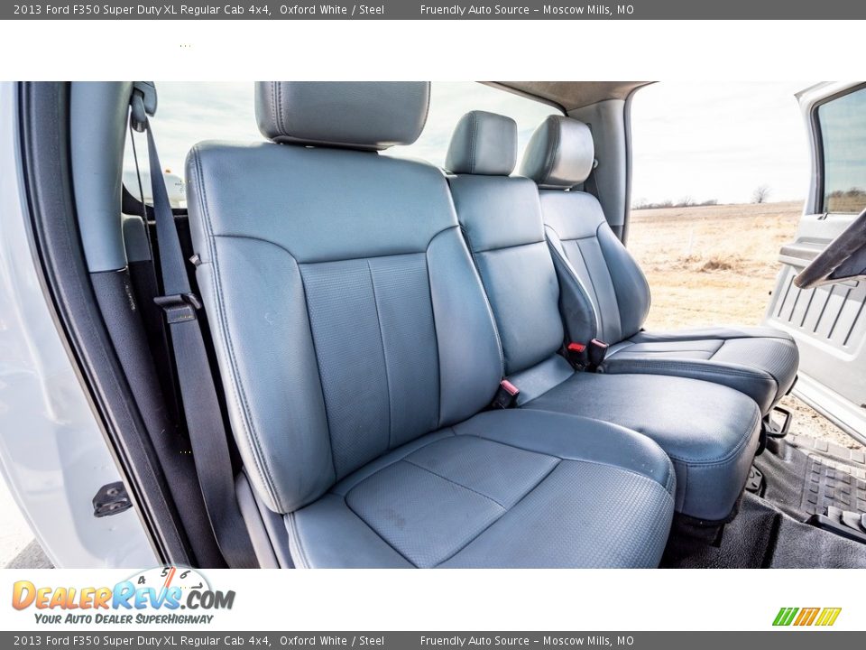 Front Seat of 2013 Ford F350 Super Duty XL Regular Cab 4x4 Photo #25