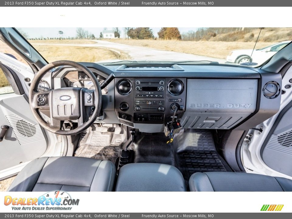 Dashboard of 2013 Ford F350 Super Duty XL Regular Cab 4x4 Photo #26