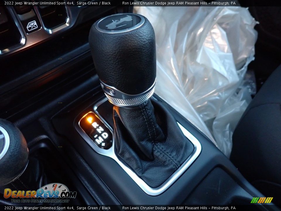 2022 Jeep Wrangler Unlimited Sport 4x4 Shifter Photo #16