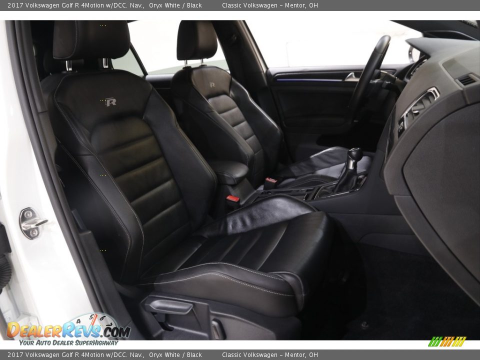 2017 Volkswagen Golf R 4Motion w/DCC. Nav. Oryx White / Black Photo #16
