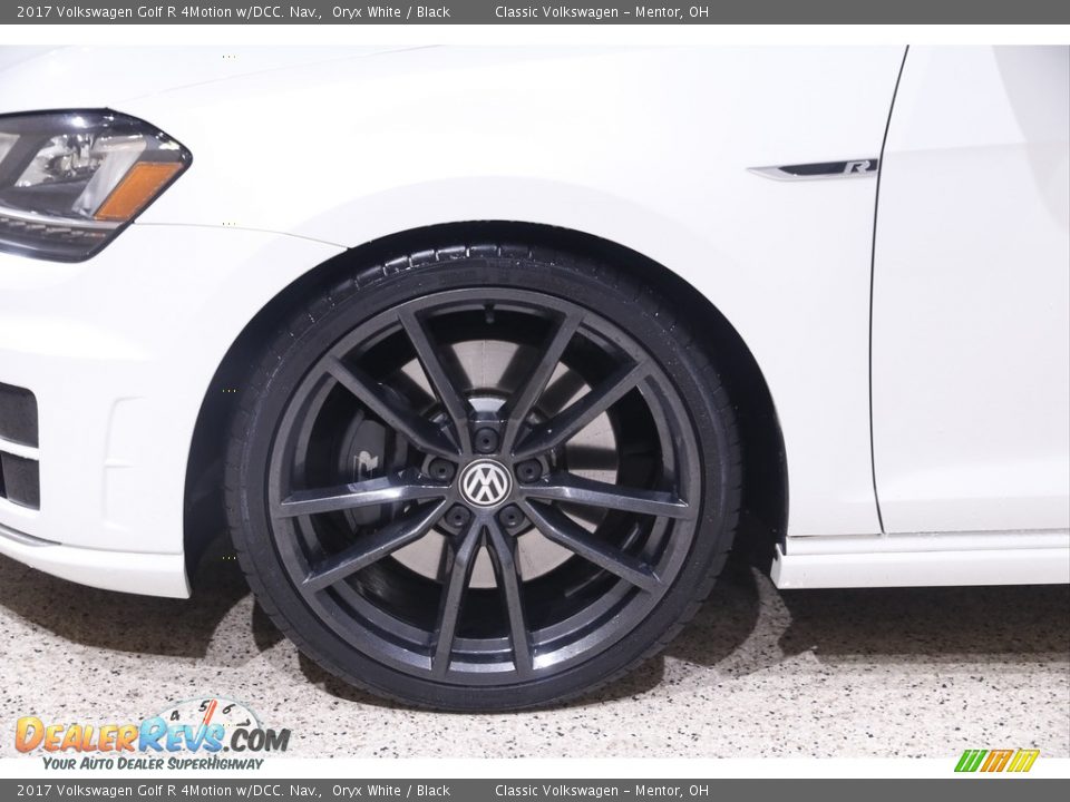 2017 Volkswagen Golf R 4Motion w/DCC. Nav. Wheel Photo #21