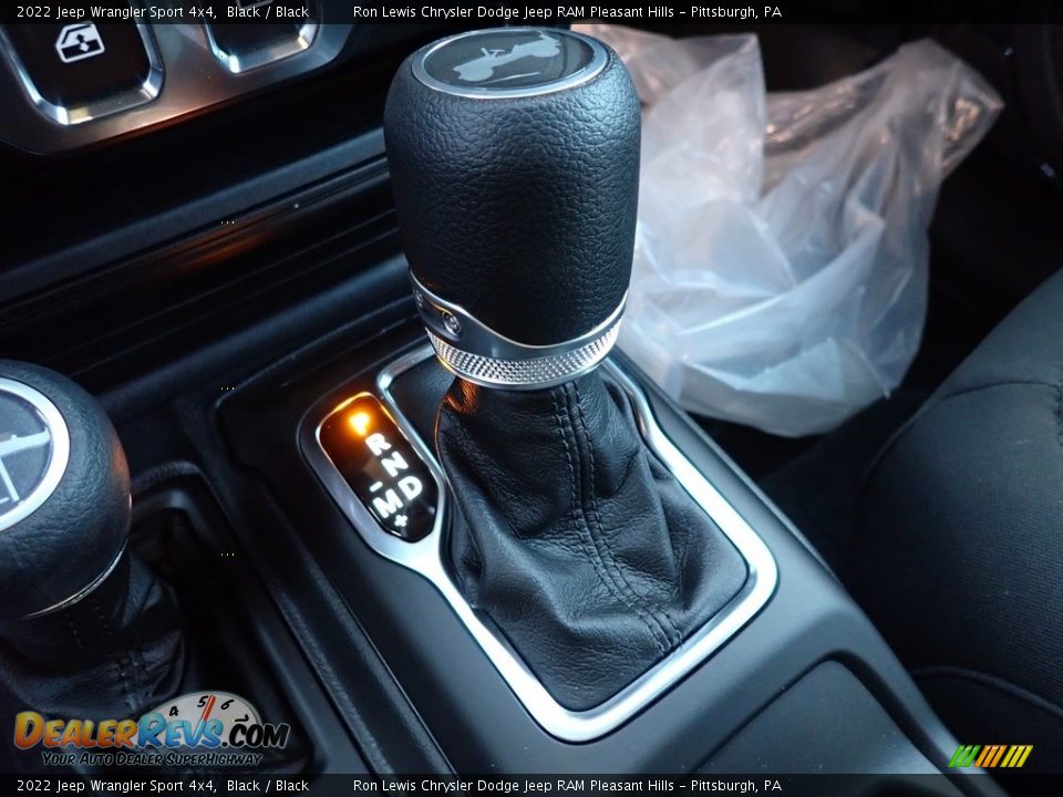 2022 Jeep Wrangler Sport 4x4 Shifter Photo #16