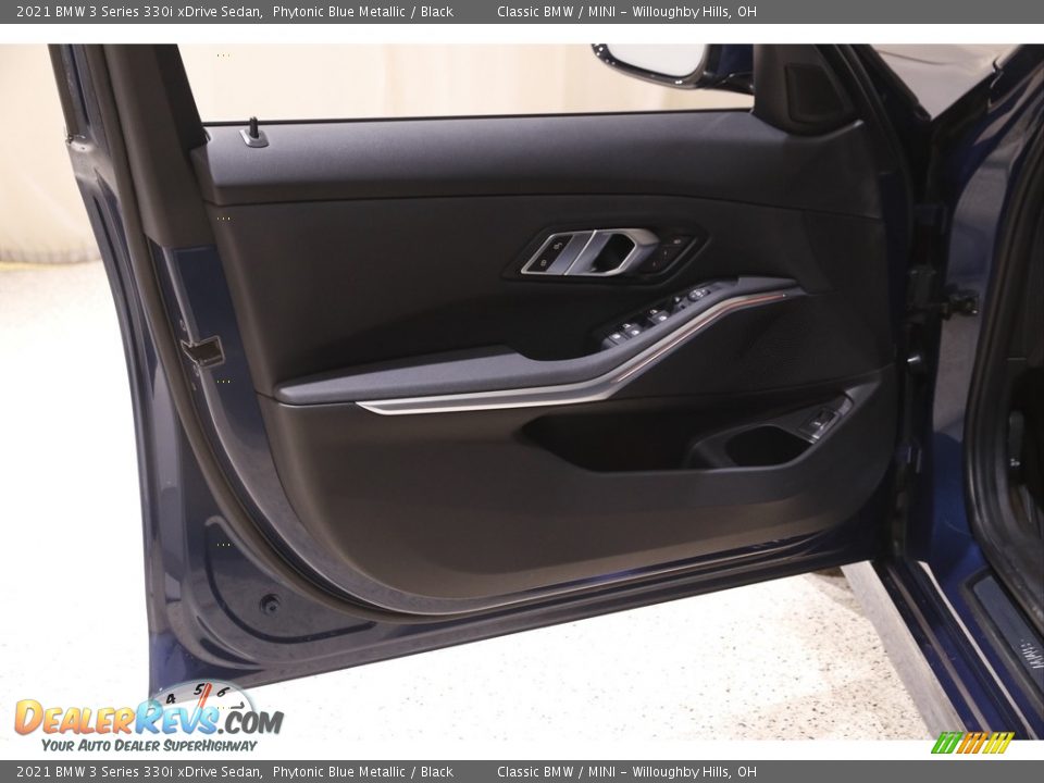 2021 BMW 3 Series 330i xDrive Sedan Phytonic Blue Metallic / Black Photo #4