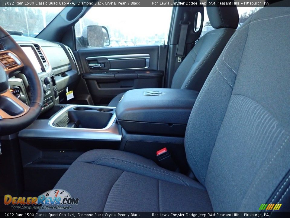2022 Ram 1500 Classic Quad Cab 4x4 Diamond Black Crystal Pearl / Black Photo #10