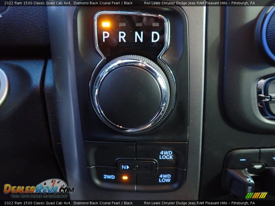 2022 Ram 1500 Classic Quad Cab 4x4 Diamond Black Crystal Pearl / Black Photo #17