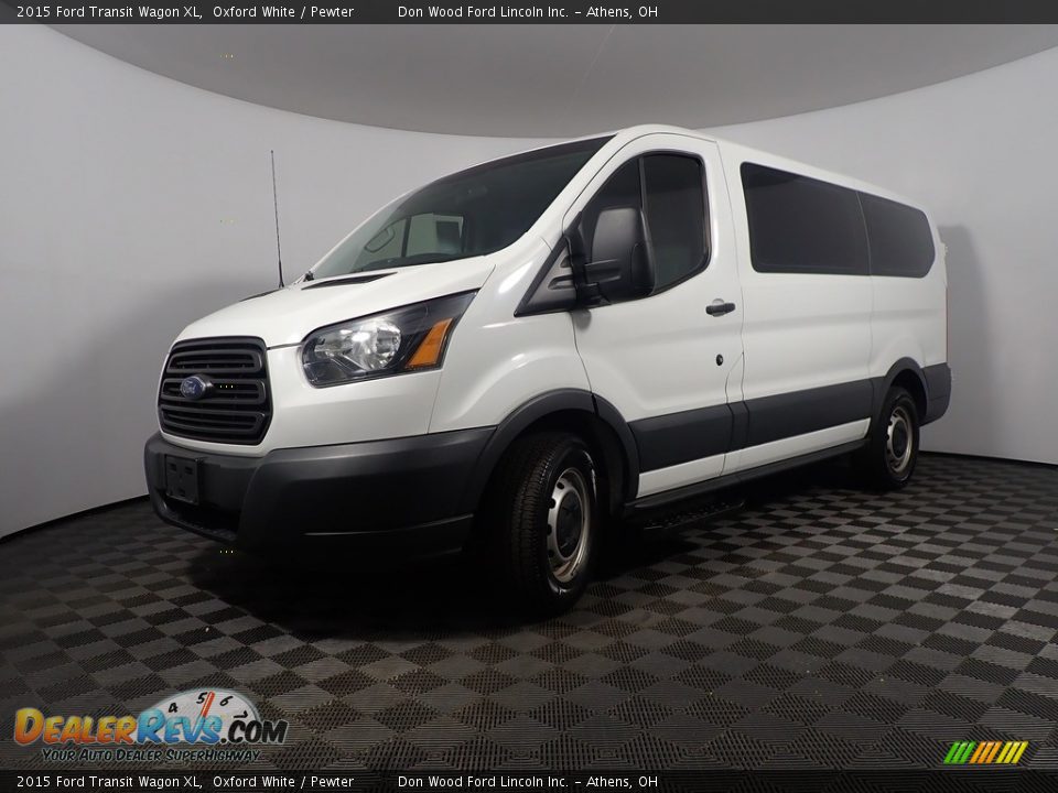 Front 3/4 View of 2015 Ford Transit Wagon XL Photo #8