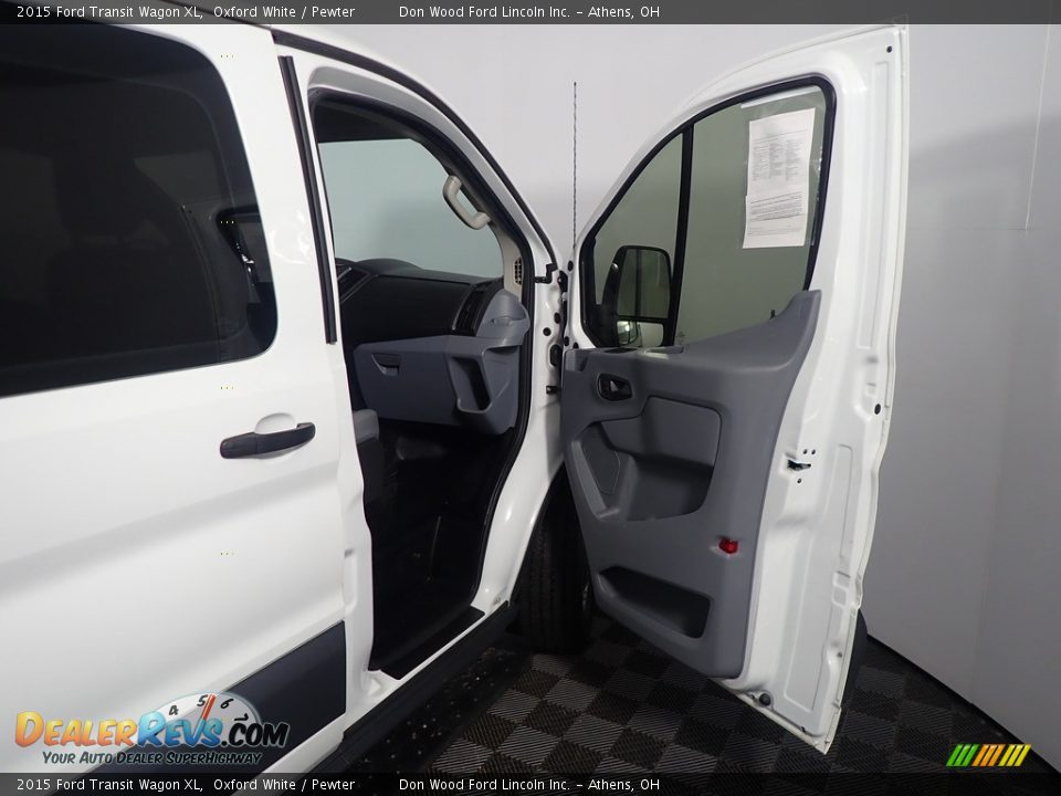 2015 Ford Transit Wagon XL Oxford White / Pewter Photo #32