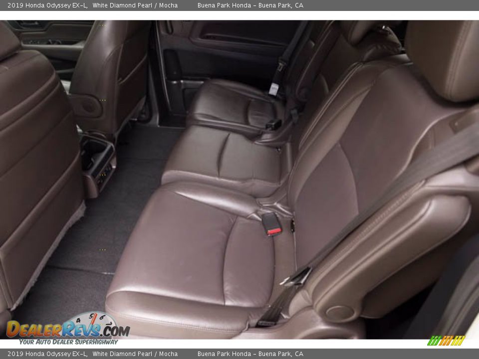 2019 Honda Odyssey EX-L White Diamond Pearl / Mocha Photo #4