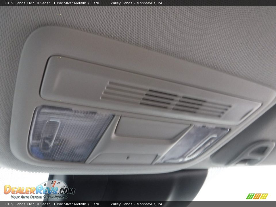 2019 Honda Civic LX Sedan Lunar Silver Metallic / Black Photo #20