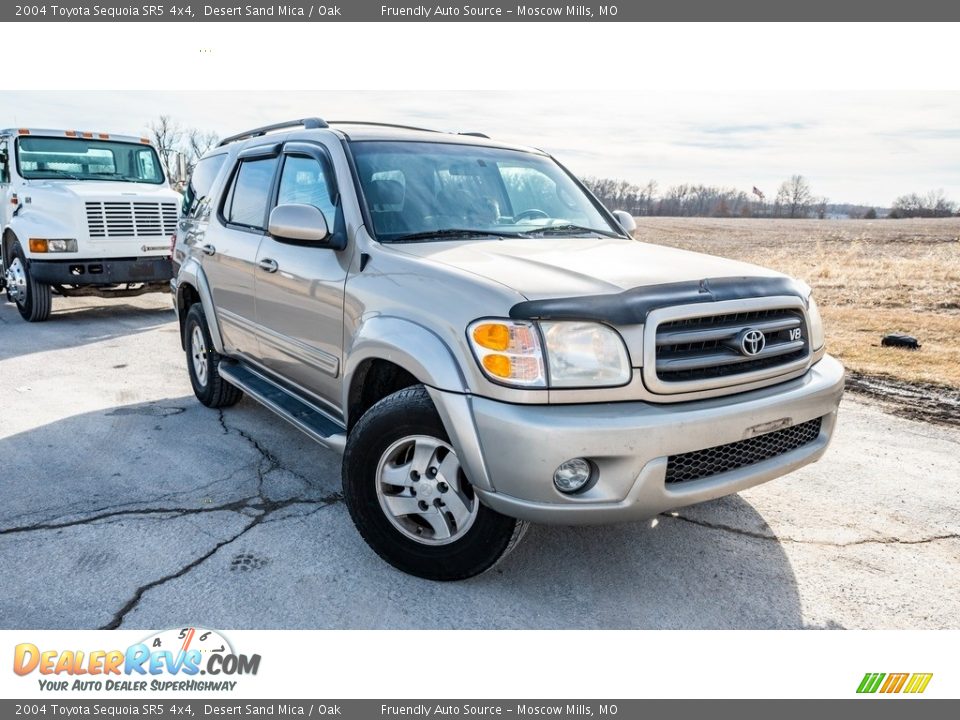 2004 Toyota Sequoia SR5 4x4 Desert Sand Mica / Oak Photo #1