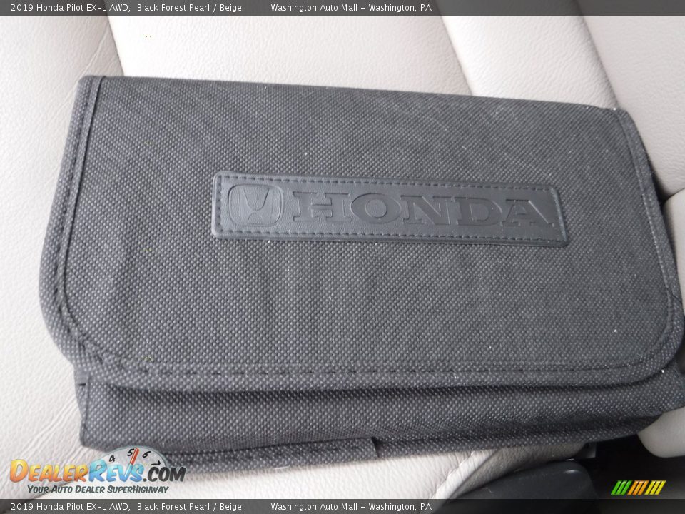 2019 Honda Pilot EX-L AWD Black Forest Pearl / Beige Photo #30