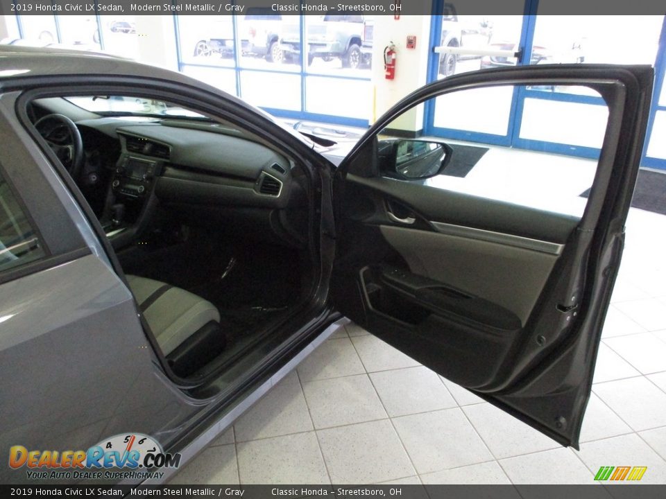 2019 Honda Civic LX Sedan Modern Steel Metallic / Gray Photo #16