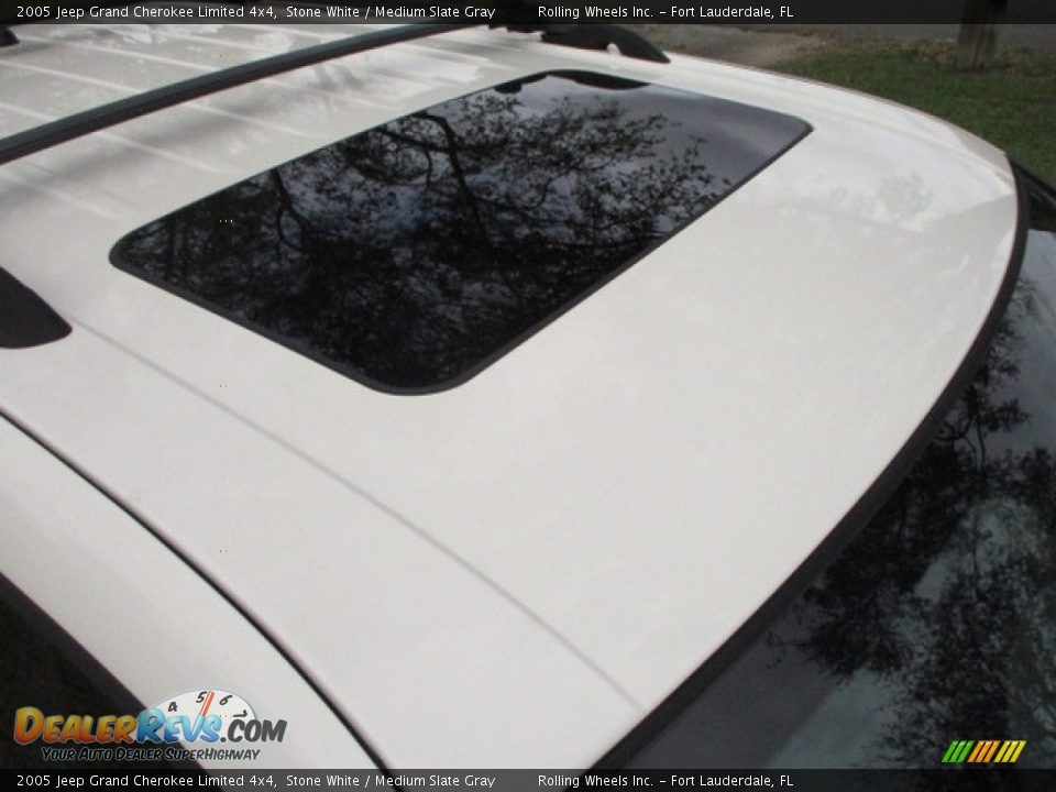 2005 Jeep Grand Cherokee Limited 4x4 Stone White / Medium Slate Gray Photo #22