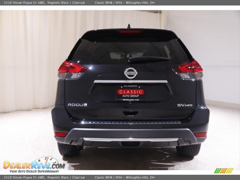 2018 Nissan Rogue SV AWD Magnetic Black / Charcoal Photo #18