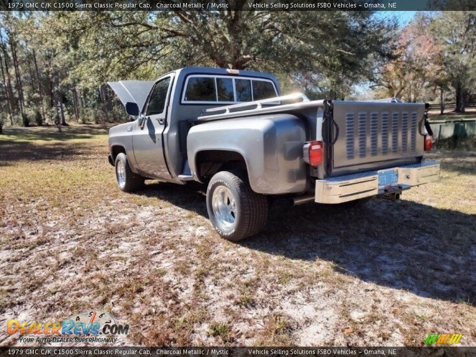 1979 GMC C/K C1500 Sierra Classic Regular Cab Charcoal Metallic / Mystic Photo #3