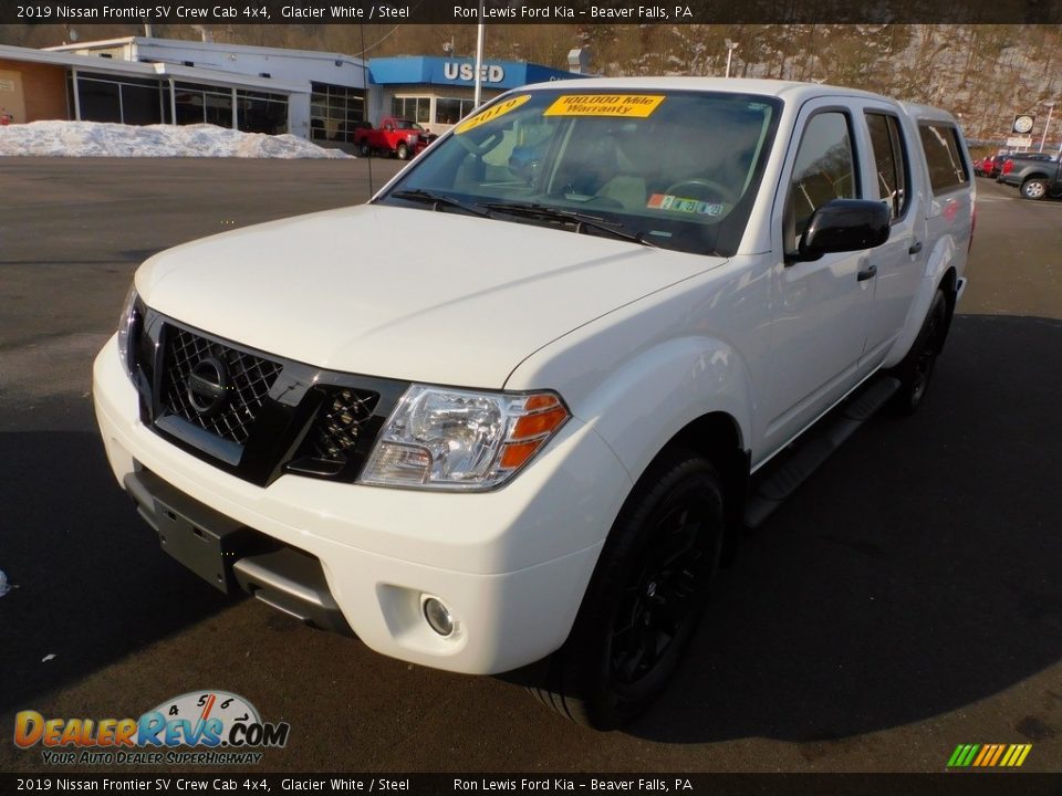 2019 Nissan Frontier SV Crew Cab 4x4 Glacier White / Steel Photo #7