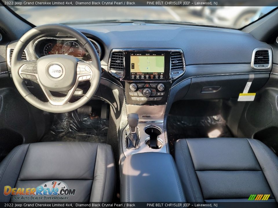 2022 Jeep Grand Cherokee Limited 4x4 Diamond Black Crystal Pearl / Black Photo #14