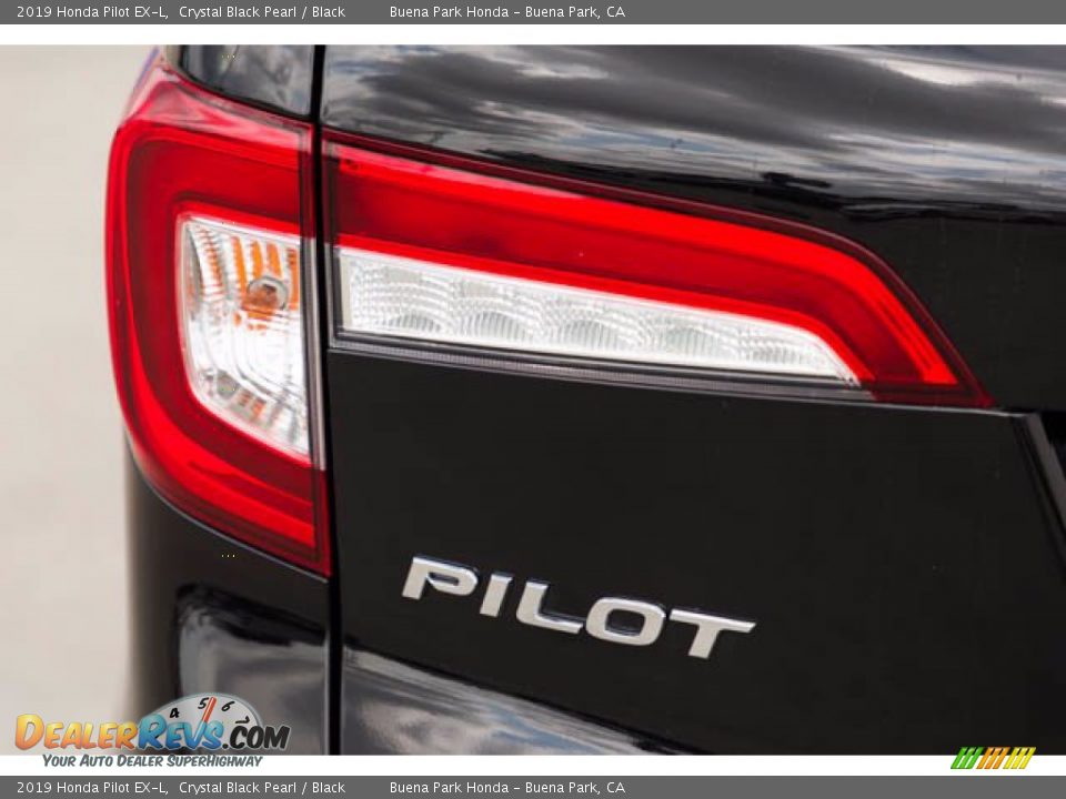 2019 Honda Pilot EX-L Crystal Black Pearl / Black Photo #10