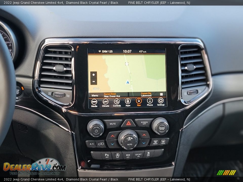 2022 Jeep Grand Cherokee Limited 4x4 Diamond Black Crystal Pearl / Black Photo #12