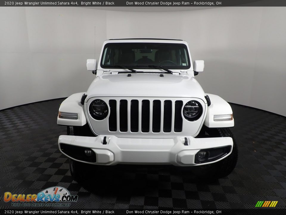 2020 Jeep Wrangler Unlimited Sahara 4x4 Bright White / Black Photo #8