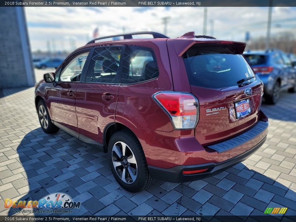 2018 Subaru Forester 2.5i Premium Venetian Red Pearl / Platinum Photo #17