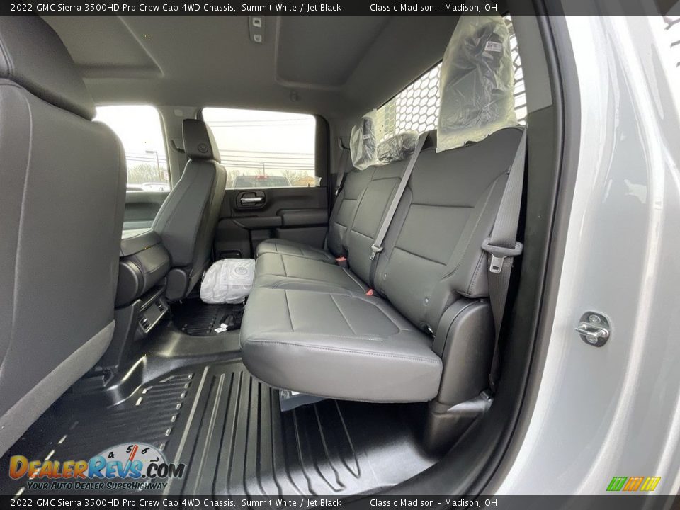 2022 GMC Sierra 3500HD Pro Crew Cab 4WD Chassis Summit White / Jet Black Photo #7