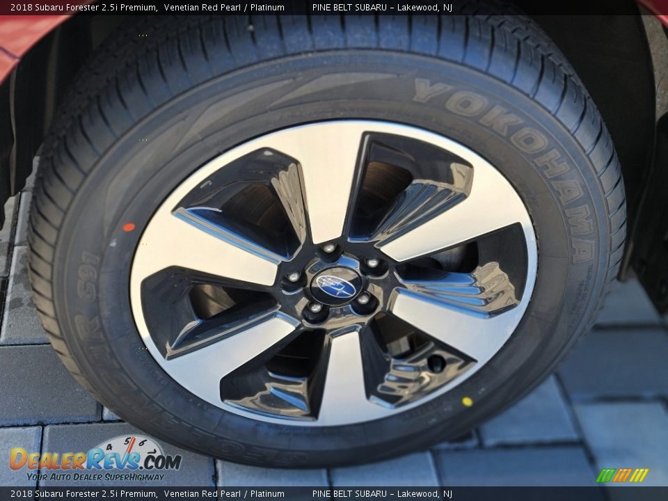 2018 Subaru Forester 2.5i Premium Venetian Red Pearl / Platinum Photo #32
