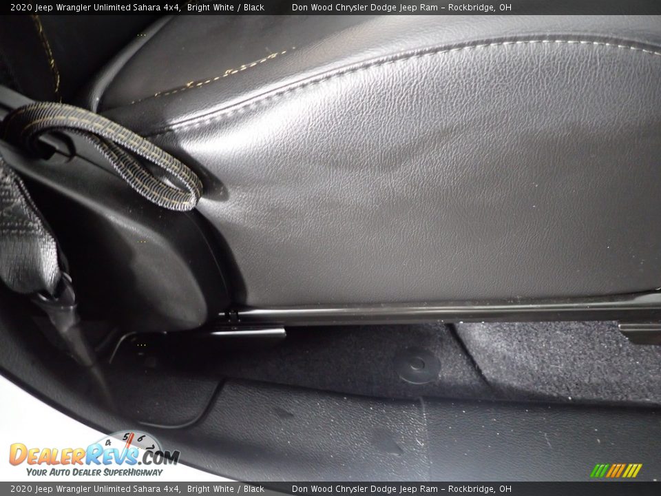 2020 Jeep Wrangler Unlimited Sahara 4x4 Bright White / Black Photo #34