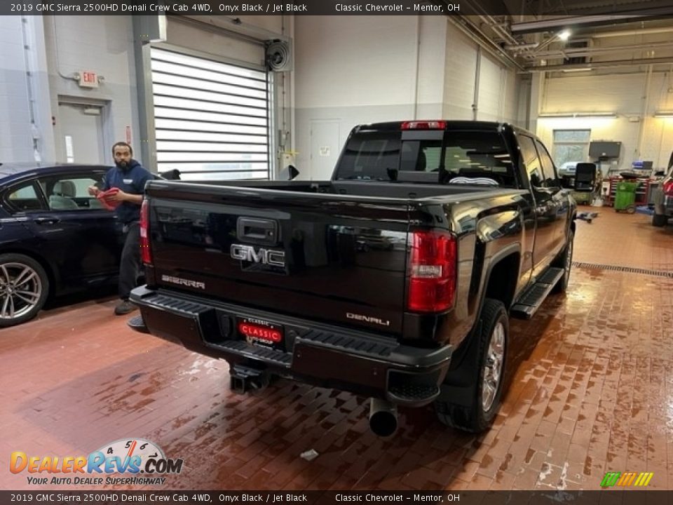 2019 GMC Sierra 2500HD Denali Crew Cab 4WD Onyx Black / Jet Black Photo #2